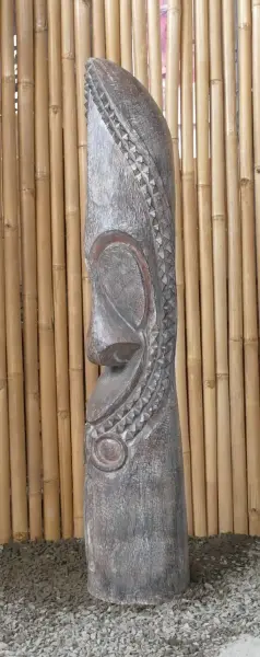Artikelbild 2 des Artikels “Tiki Polynesian Statue aus Kokosnussholz, ca. 125cm hoch mit schwarz-weißer Farbe, Ø ca. 18-28 cm “